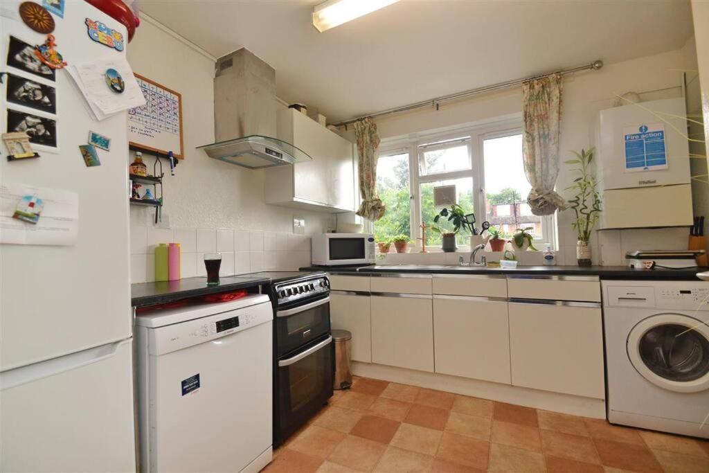 Lovely One Bed Apartment To Rent 伦敦 外观 照片