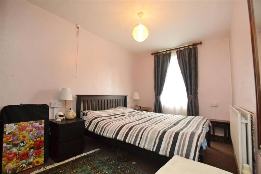 Lovely One Bed Apartment To Rent 伦敦 外观 照片